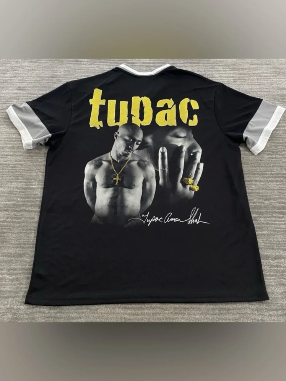 Tupac Shirt Mens Large Black Gray Graphic Jersey 2Pac Amaru
Shakur Photo - Picture 5 of 7